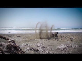 Dunes a n d beach side d r i v e e revo brushless