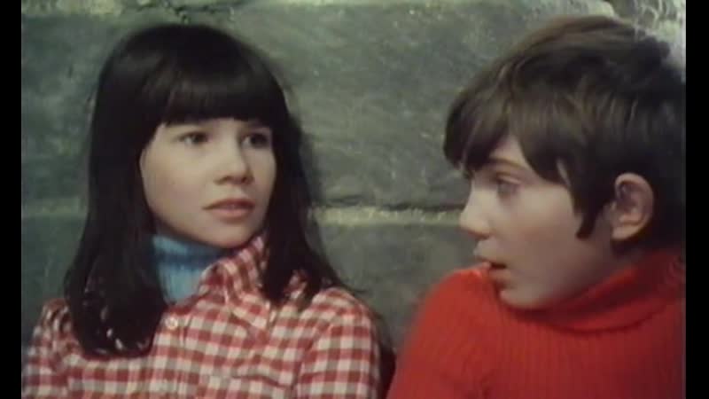 Не кусайся, тебя любят (mords pas, on taime, 1976), режиссер ив аллегре