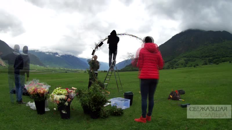 Таймлапс сборки арки