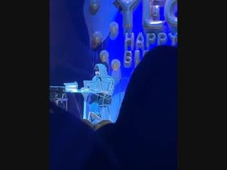 181126 chanyeol composing his song