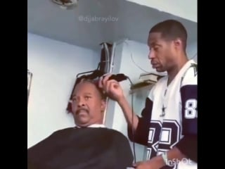 Кайфом делает парик