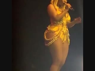 Nicki minaj chun li ("fomo by night")