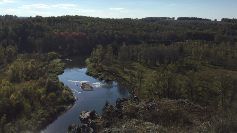 Вид берди со скалы альпинист