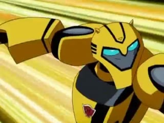 Transformers bonus short sari on bumblebee