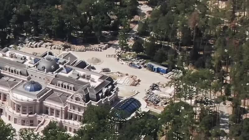 Палац ахметова і 19 мільярдів збитків за роттердам+