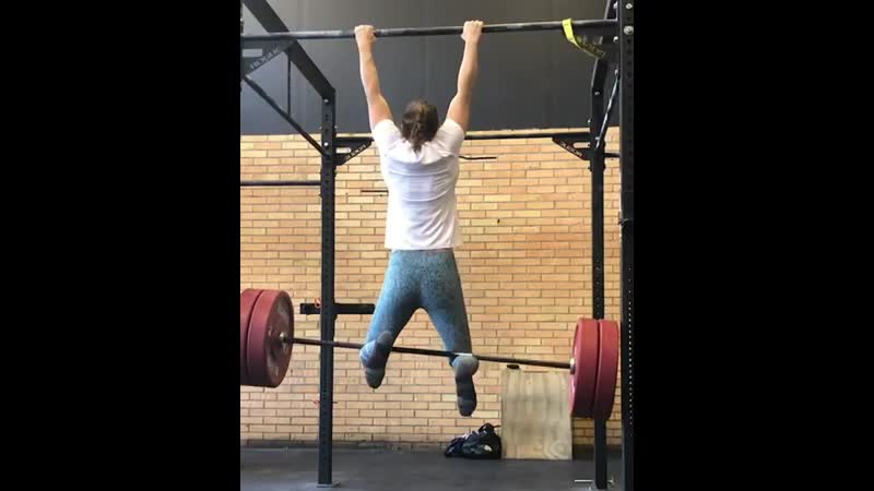 Подтягивания со штангой