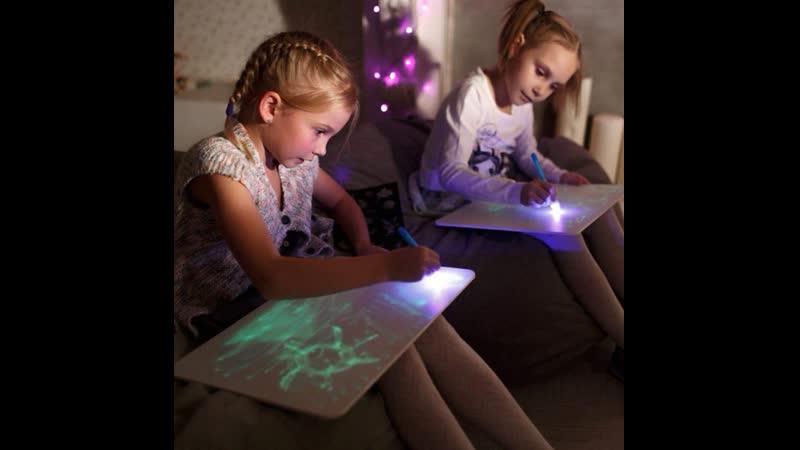 Творческий набор волшебный луч для рисования в темноте