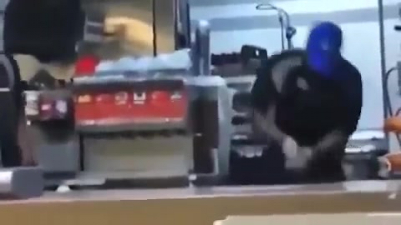 ✔ особое мнение никогда не заходи за прилавок к любителю гольфа