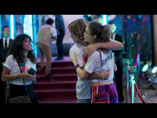 Isabelle drummond calça colada