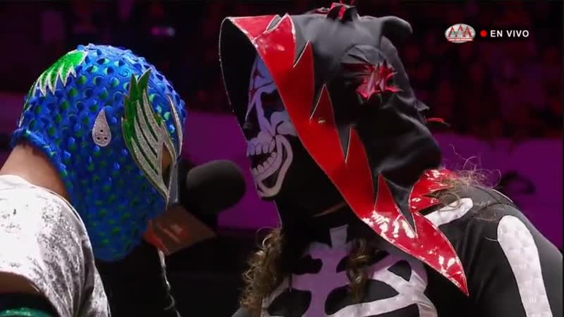 Aaa guerra de titanes