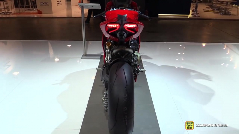 2016 ducati 1299 panigale s walkaround 2015 eicma milan (1)