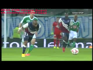 Thomas toure pops out france pants striptease член хуй голый nude cock penis стриптиз public