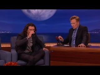 Orlando bloom wants to make a porno version of "the hobbit" conan on tbs