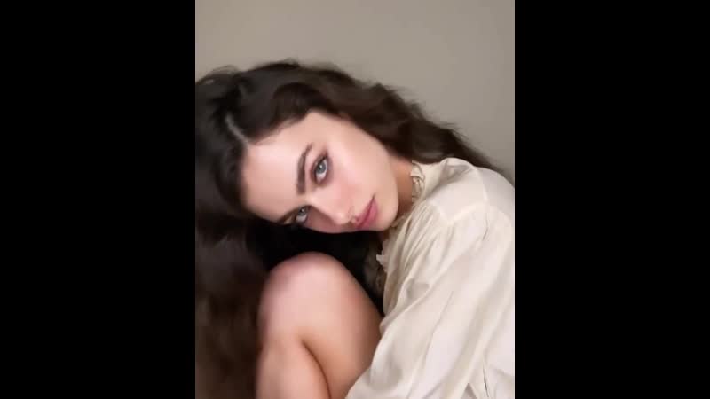 Яэль шелбия модель из изрaиля