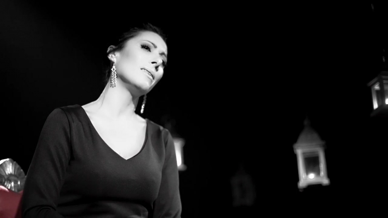 Gülay beni verme ellere