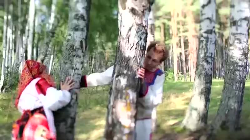 Пройду я вдоль по улице ансамбль карагод