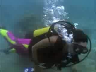 Female scuba diver porn by another diver