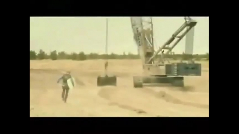 Экстримальный парашютист