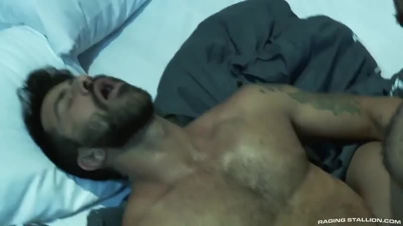 Monta porn video – Así monta polla un power bottom gay