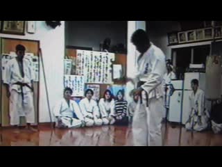 Keibo kata bunkai ryukonkai kobudō (琉棍会古武道)