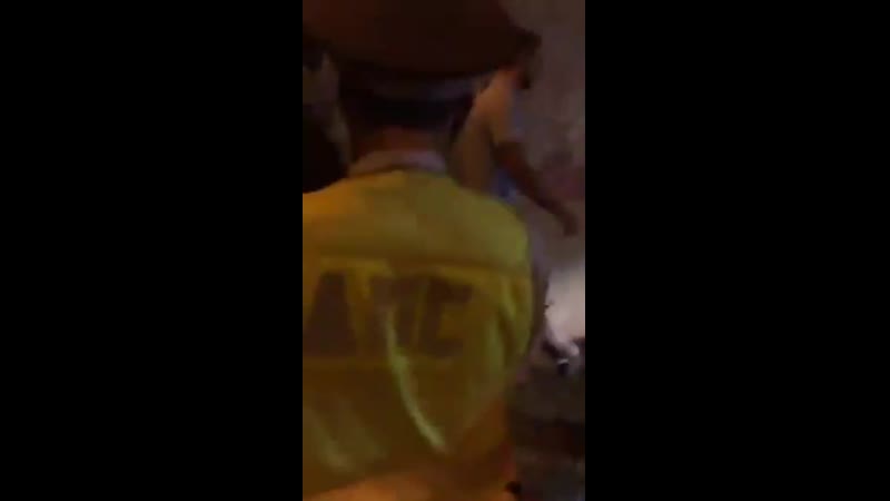 Чеченцы в москве наткнулись на чеченок, гуляющих по набережной с грузином и устроили разборки