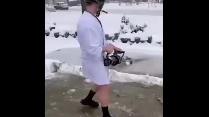 Рик, cyka, мать его, далтон и его жаркий огнемёт против снега!