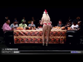 Wow! theumerauna big booty on snoops thanksgiving special! pawg whooty
