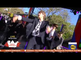 We it! @bts twt is crushing our @kingshawaiian party in central park this morning! btsongma