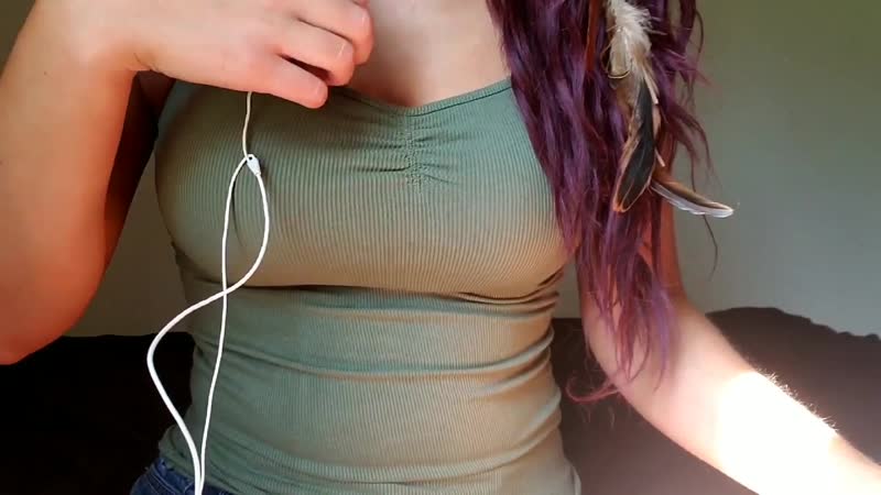 Asmr shirt scratching, shirt pulling, fabric sounds, no talking