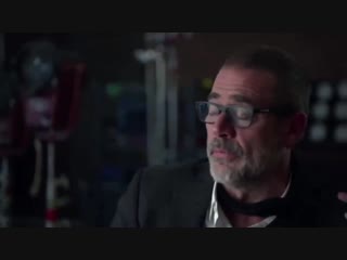 Jeffrey dean morgan discusses negan and judith in s9 ep09 "adaptation"