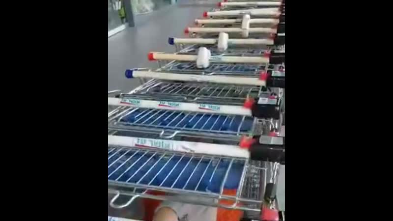 Приглашаем девушку в супермаркет и