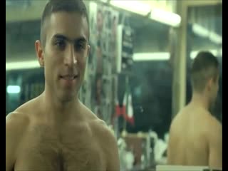 Робкий / trémulo (2015)