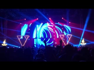 Paul van dyk in ostrava [21 10 2016] playing nothing but you mash up by matt bukovski