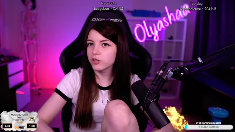 Стримерша скатилась (just chatting)