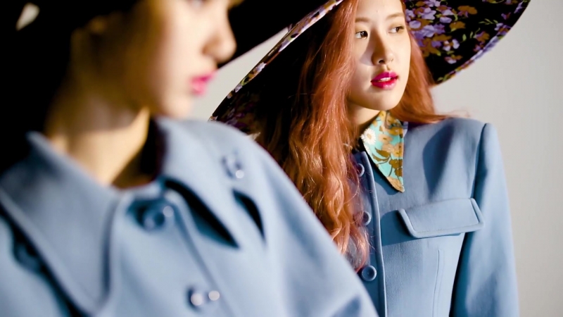 Rose & lisa @ dazed korea x mulberry (fall 2018)