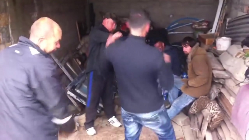 Русские танцы под "прощание славянки" очень душевно так диды уходили на войну со времен хана мамая (18+)