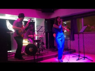 Ariana grande ft the weeknd – love me harder (caver glammusic)