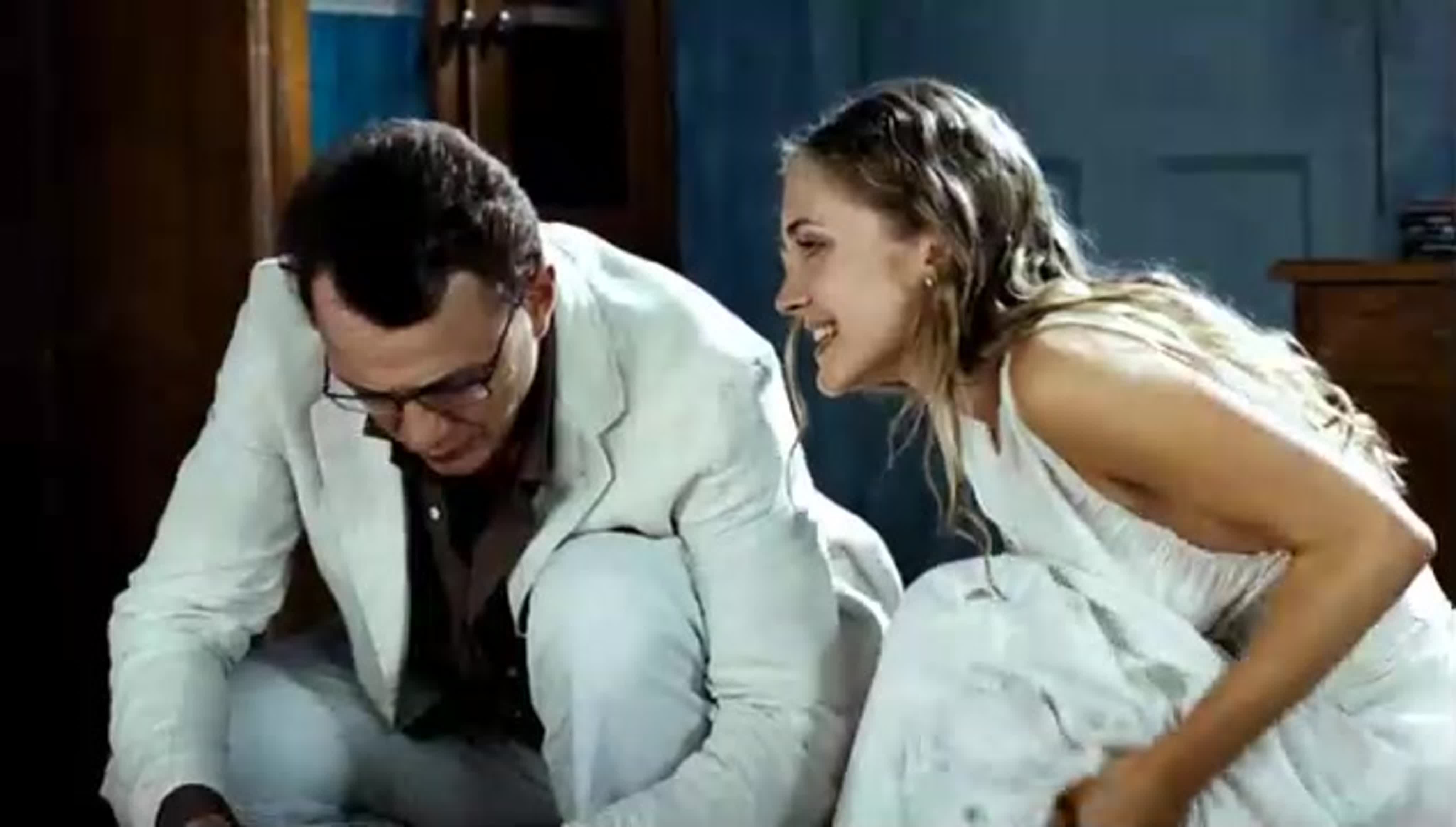 Жетілген лесбиянка үй шаруасындағы әйелдер мен қызметшілер Порно үлкен