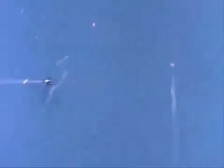 Атаки японских камикадзе на американские корабли (360p) mp4