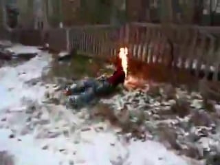 ★♀★♂★лучшие приколы))) "как школота играет с огнём" прикол жесть ахах смотреть всем угар ржачь до слез улыбнуло смех угарное