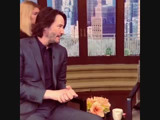 Keanu reeves reacts perfectly when kelly ripa confesses that she used to ‘make out’ with a life sized cardboard cutout of him ba