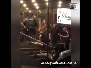 Дикое задержание с криками и воплями возле клуба «шоколад»