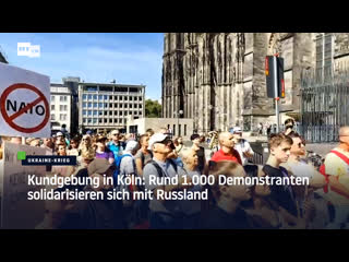 Kundgebung in köln rund demonstranten solidarisieren sich mit russland