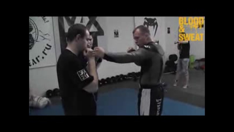 Бокс хук справа от александра шлеменко