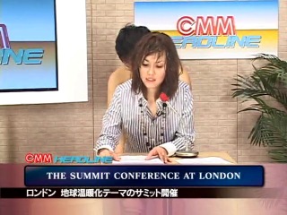 Японская ведущая новостей - видео / Продолжительные