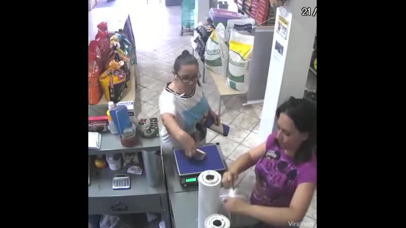 Глупые людишки