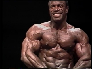 Lee haney posing (1987)