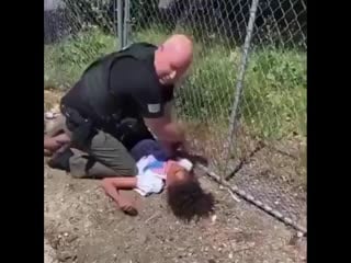 This Officer Was Caught On Camera Hammering A 14year Older Ebony Female In The Us A Mp4
