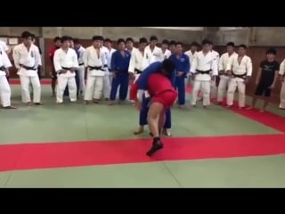 Judo learning from sambo