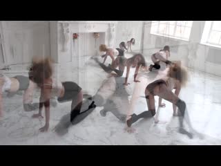 Стрип пластика strip dance в студии